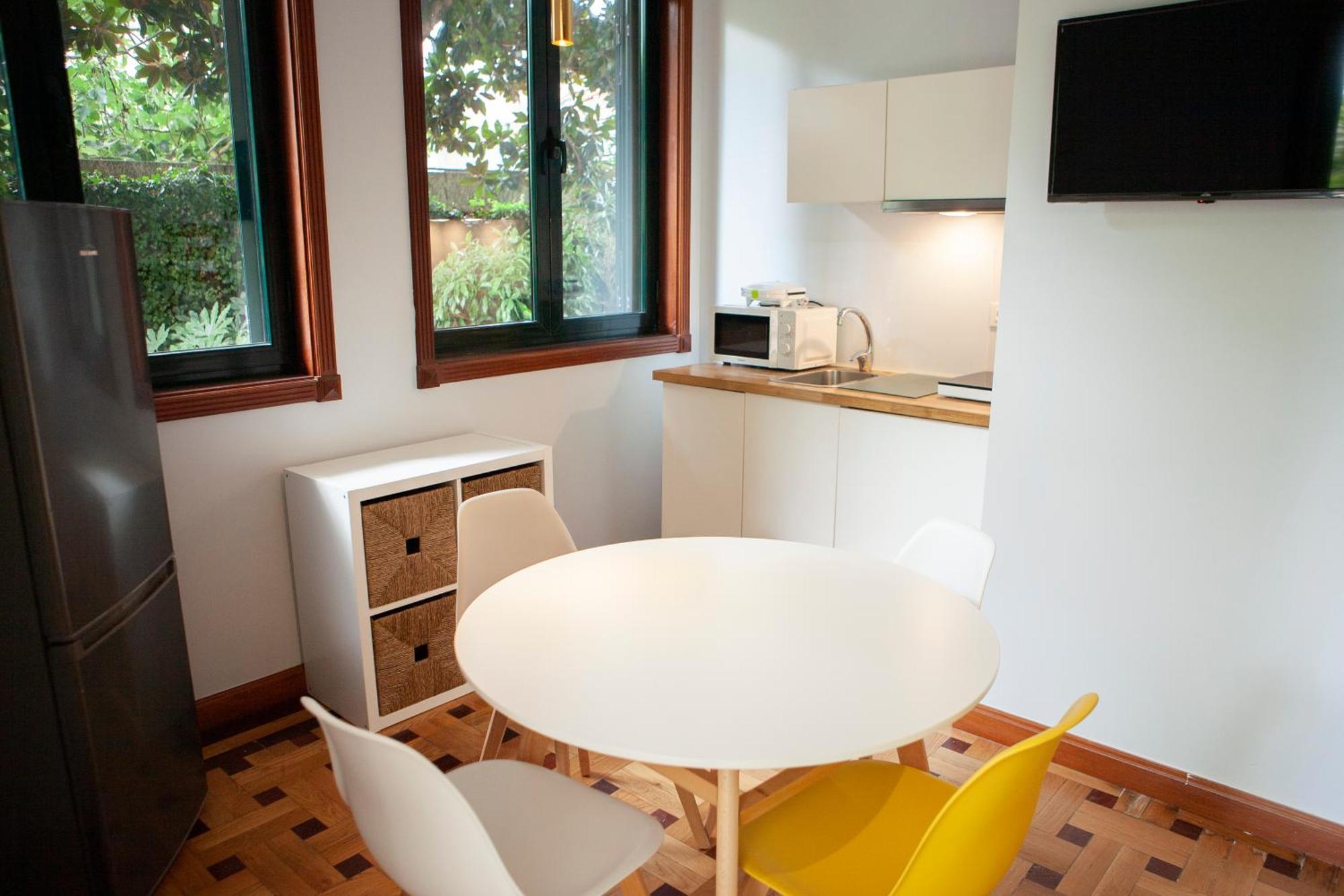 Concept - University & - Polo Ii Areosa Oporto